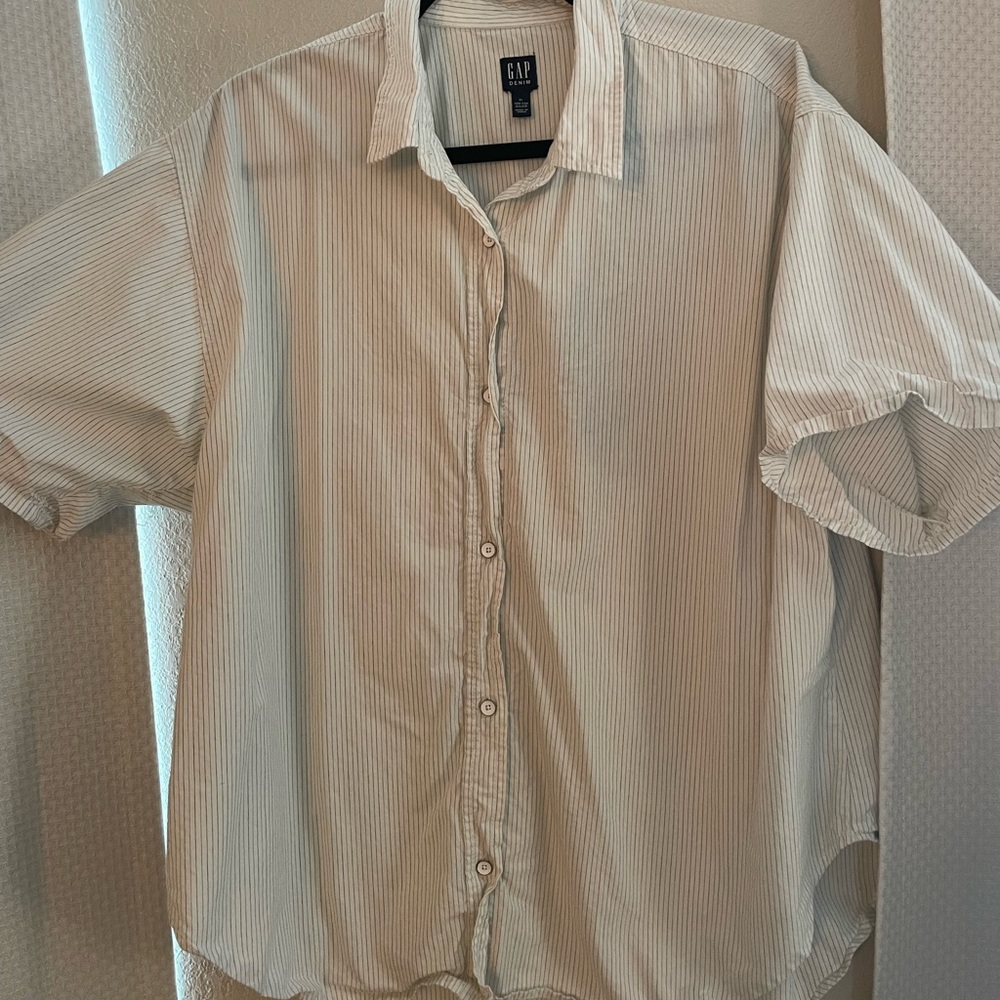 GAP oversized top